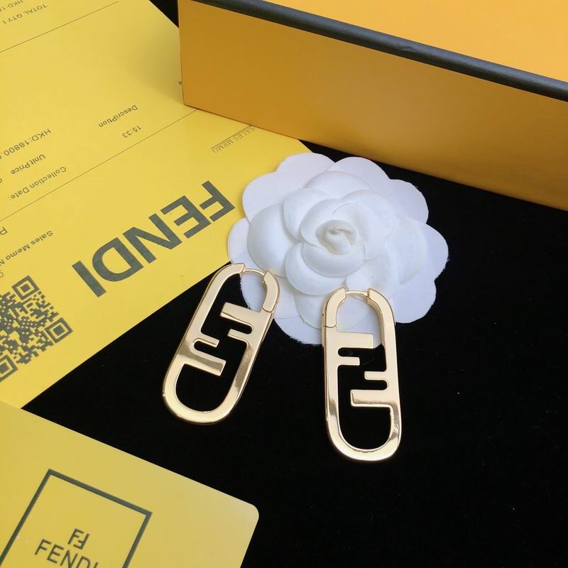Fendi earring 04yxh51